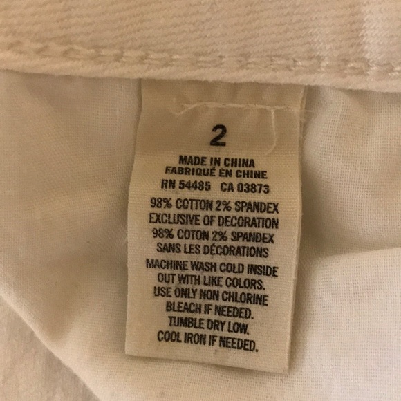 American Eagle white denim shorts size 2 - Picture 3 of 3